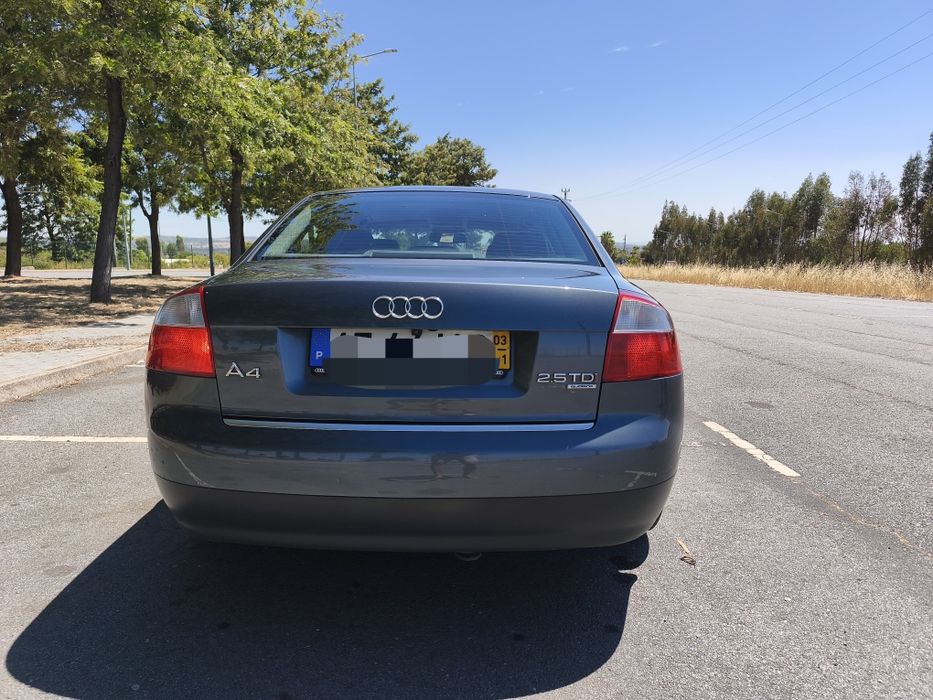 Audi A4 quattro 2.5 TDI