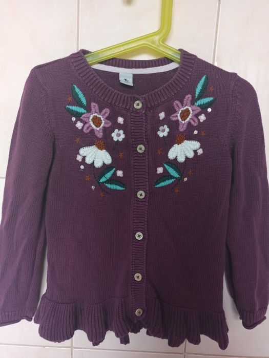 Кофта та светр на дівчинку 4-5 років