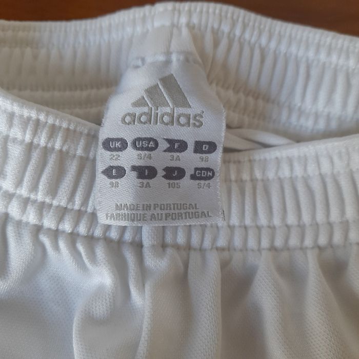 Polo e calções benfica