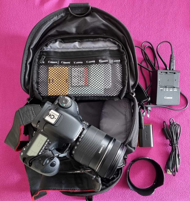 Máquina fotográfica Canon EOS 7D