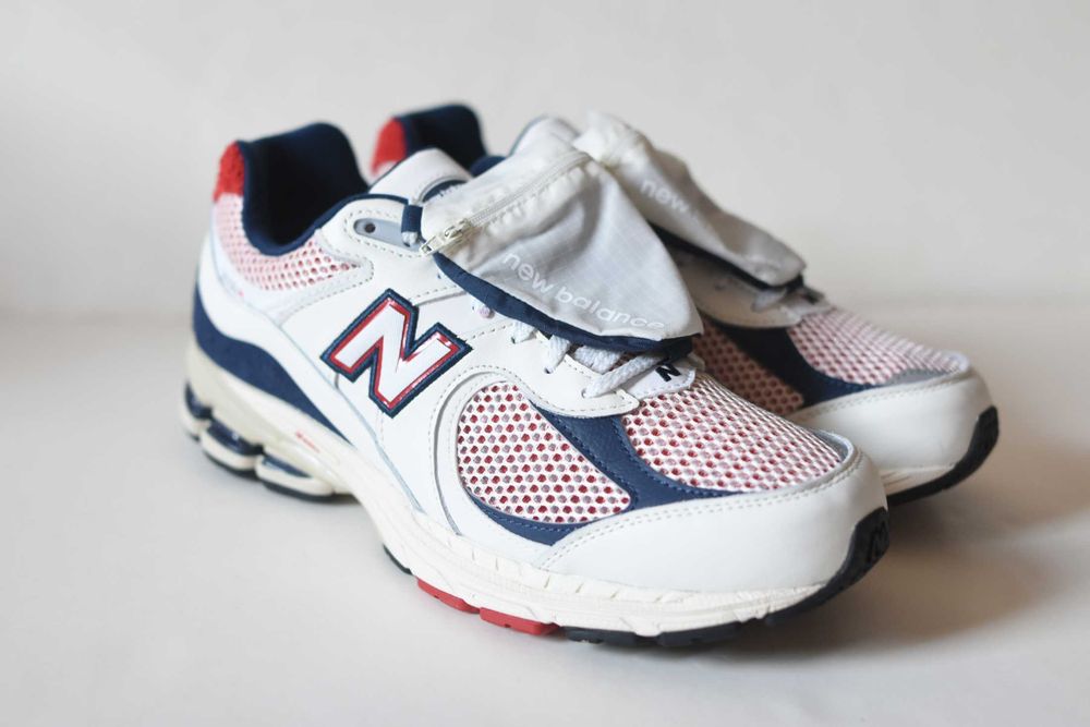 New Balance 2002R "Pouch" - nowe buty 45 - M2002RVE