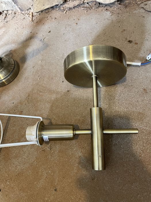 Lampa kinkiet lampka wynajem swiatlo żarowka