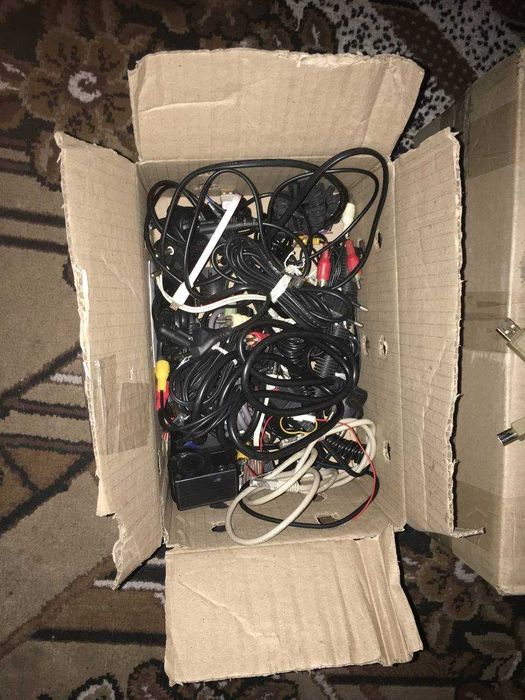 Зарядки шнуры блоки