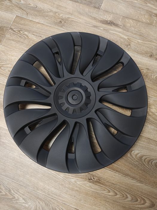 Комплект ковпаків Tesla model Y R 19. Uberturbine