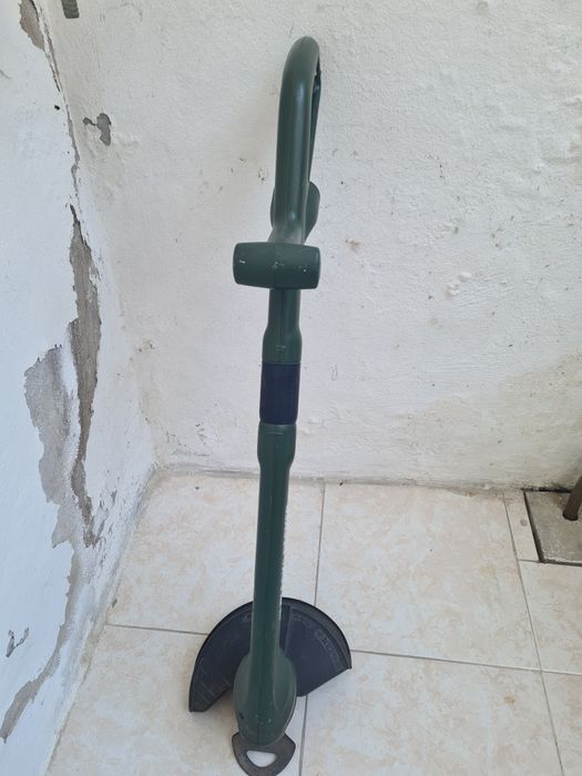 Máquina de jardinagem da Black & Decker