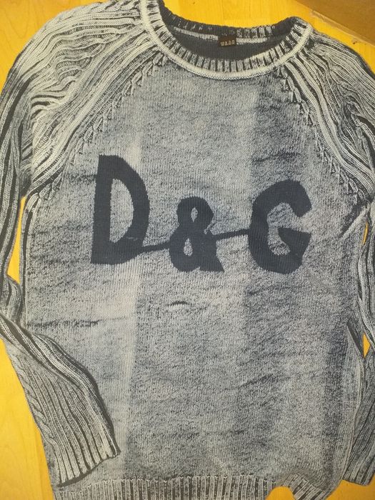Sweter młodzieżowy roz XL /XXL  Dolce&Gabbana