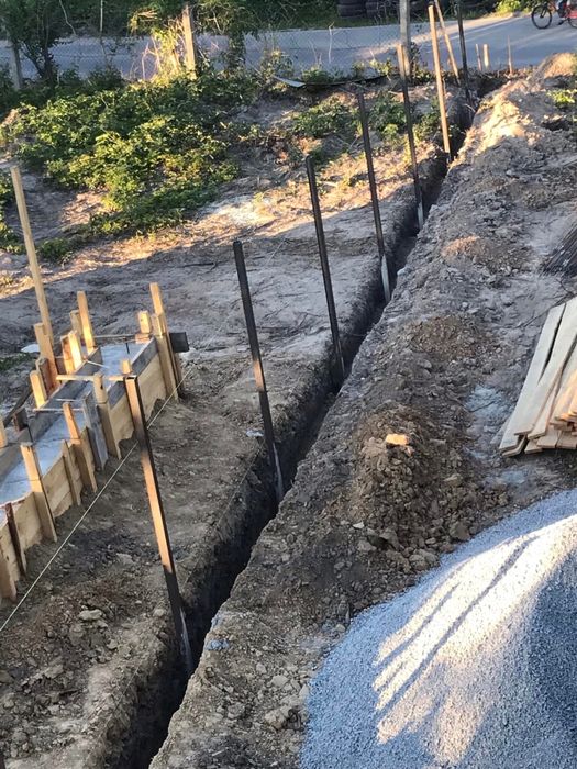 Виконуєм будівельні роботи