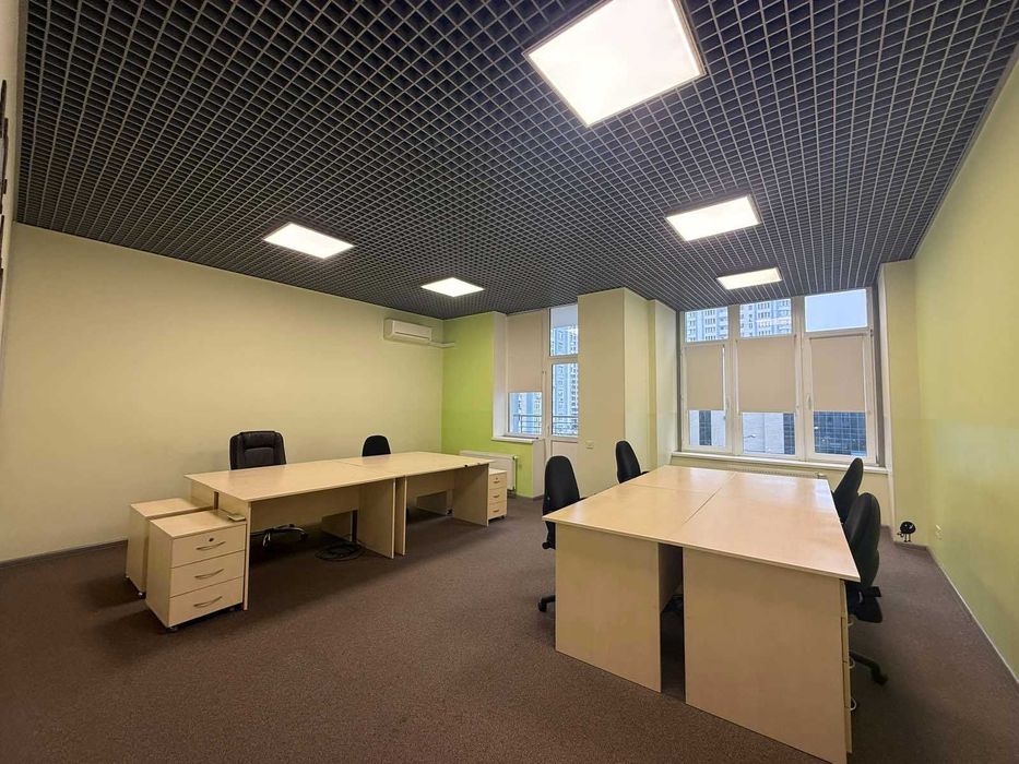Без %! Продаж просторого офісного приміщення, Дніпровська наб. 26Д
