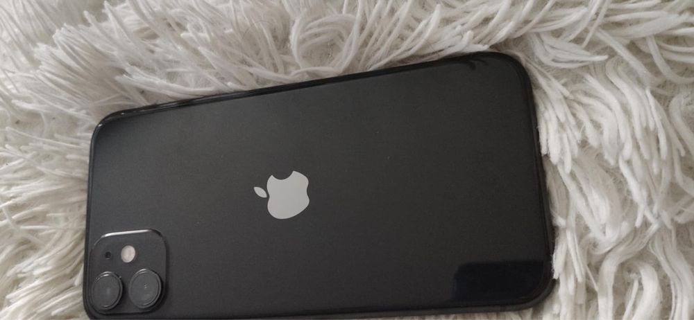 Iphone 11 bardzo dobry stan
