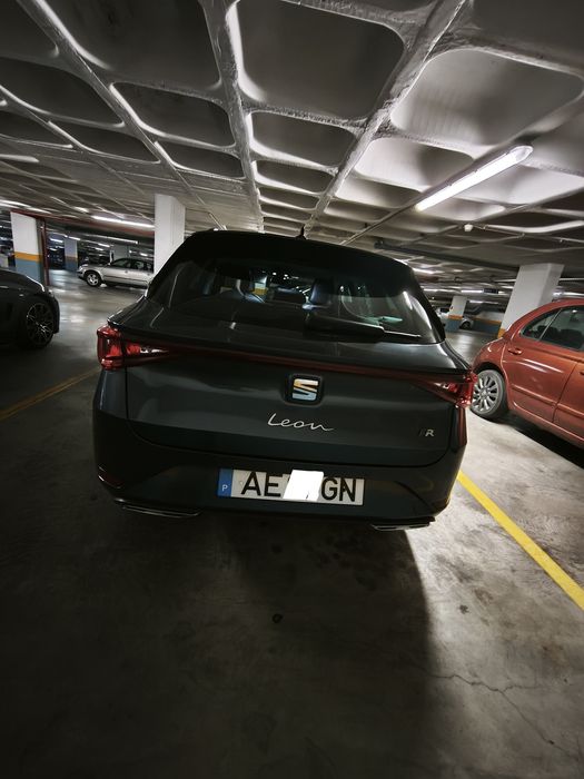 SEAT Leon FR 2000cc/150cv cx Automática de Garagem