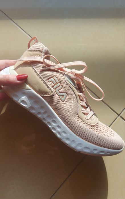 Różowe buty FILA