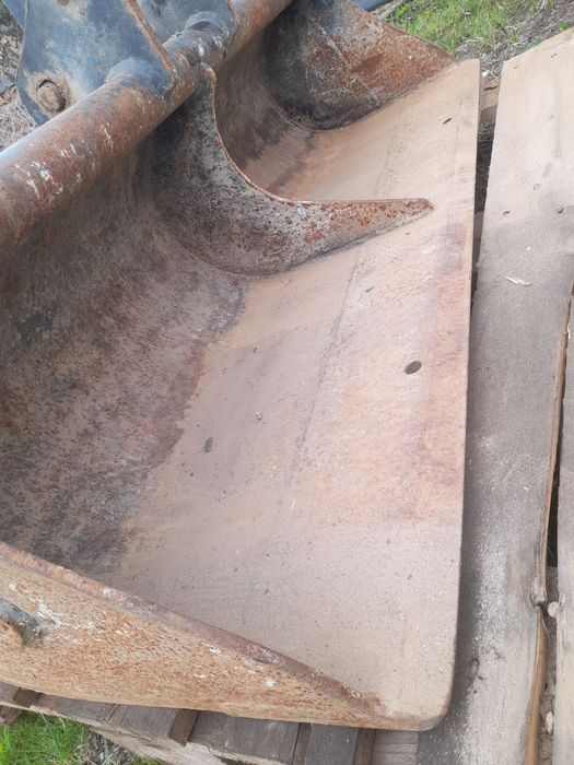 Łyżka do minikoparki Strickland skarpówka 120cm