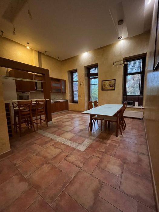 2-эт квартира Центр П. Шлях, 26, газ  автономное отопление