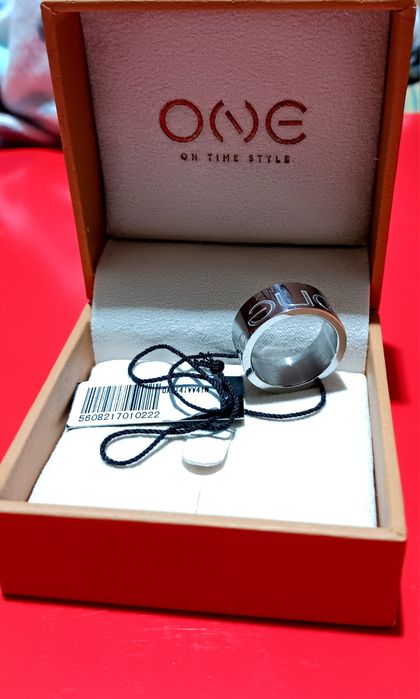 Anel  e Relogio da  one novos