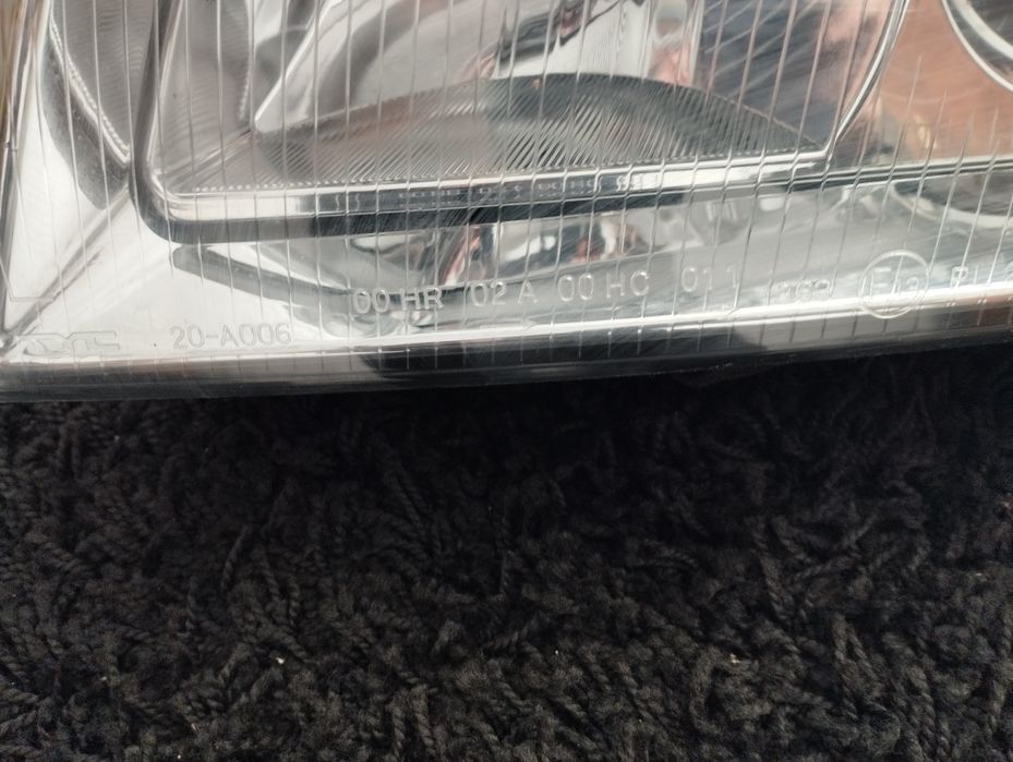 Faróis novos marca audi