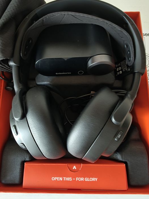 Headset Steelseries Arctics Nova Pro Wireless
