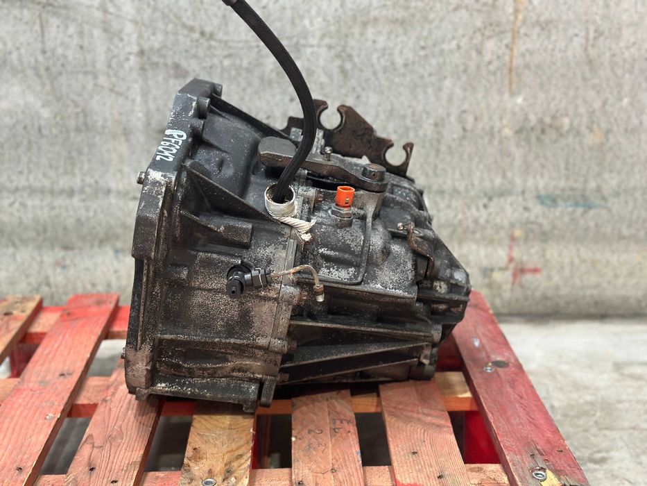 Caixa veloc. Renault Master/ Trafic 2.5DCI (Ref. PF6012)