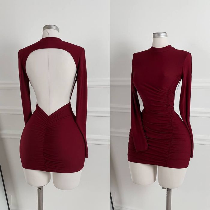 Жіноча сукня міні. Вечірня сукня з відкритою спиною