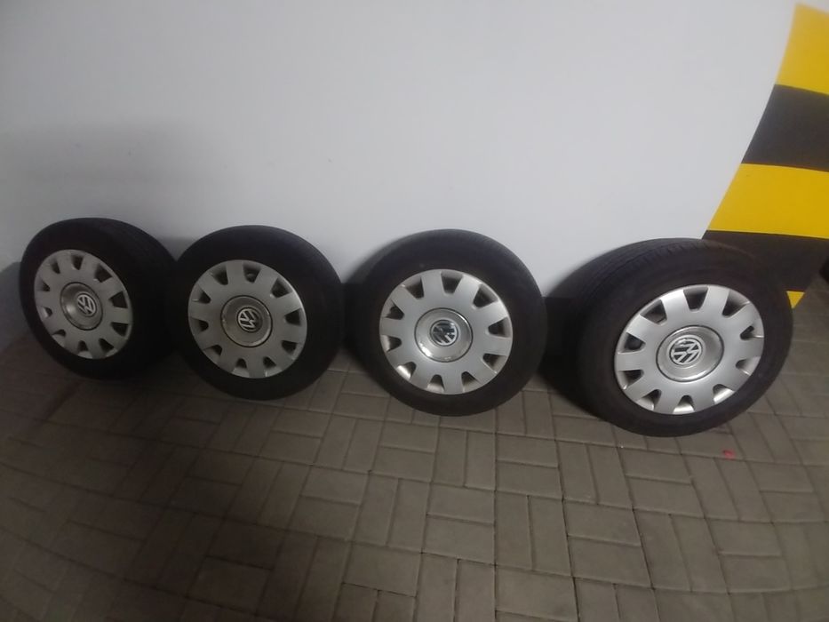 Koła stalowe 15 z oponami letnimi Bridgestone 195/65/15 91H