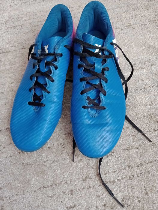 Buty piłkarskie adidas