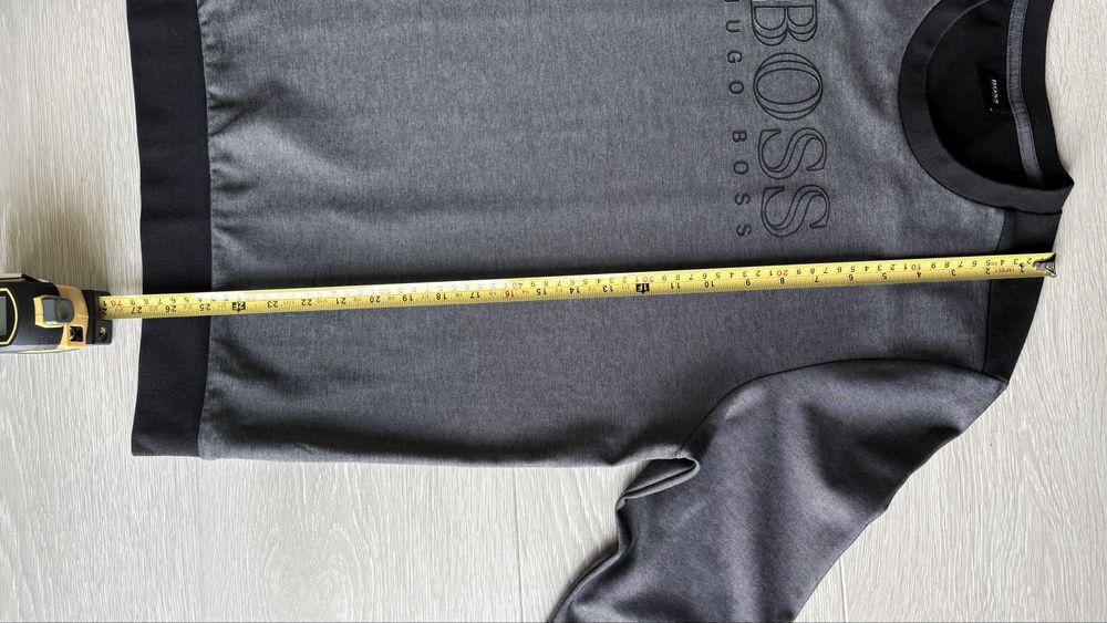 Hugo Boss / кофта лонгслів