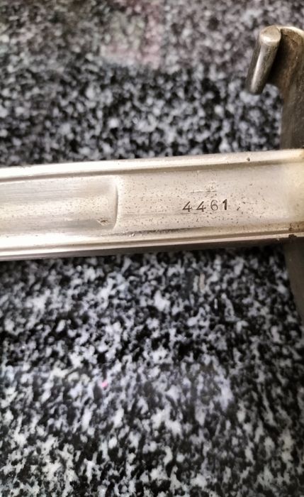 Espada com bainha ANTIGA