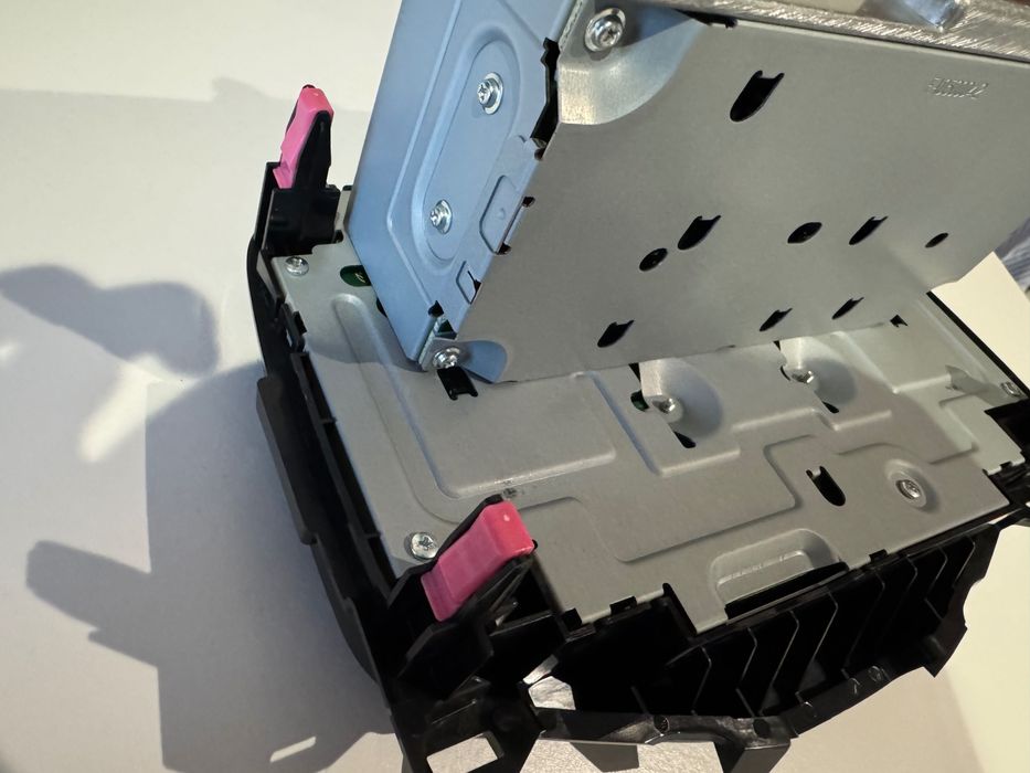 AutoRádio Peugeot 108, Citroen C1 e Toyota Aygo