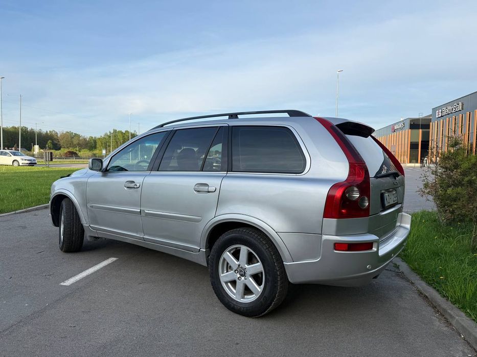 Продам Volvo XC 90 2.4 AWD Automat