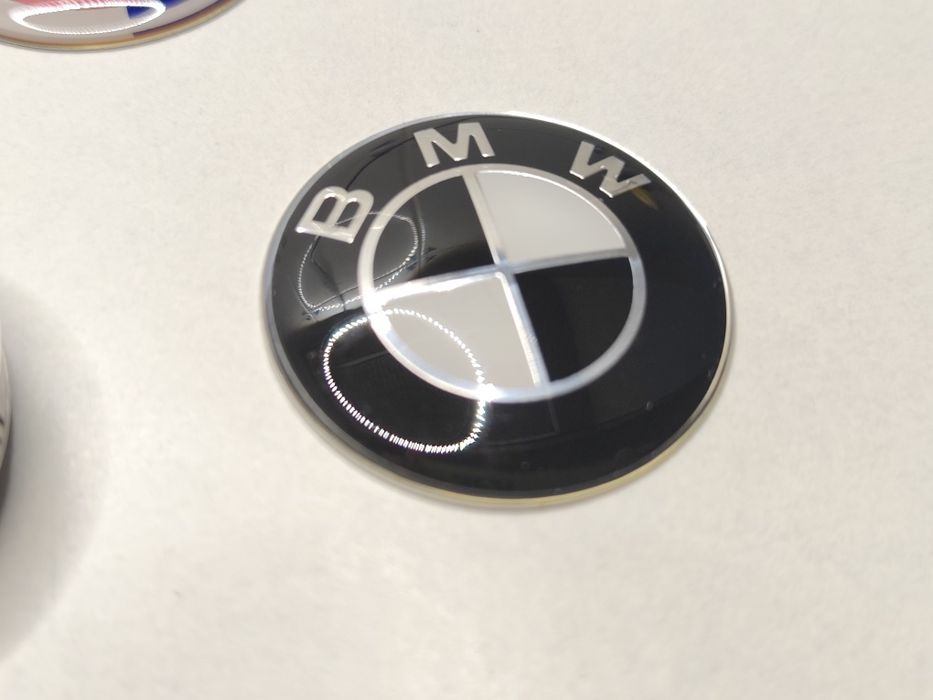 Emblema Volante BMW 45mm Capa Autocolante Logo Símbolo M Performance E36 E46 E90 E60 F10 F20 F30 X1 X3 X5 Novo