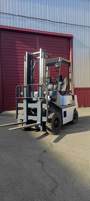 Продаж вилкового навантажувача Nissan FG15  1999р