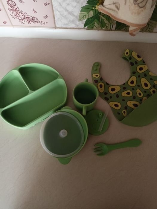 Дитячий посуд,  без запаху