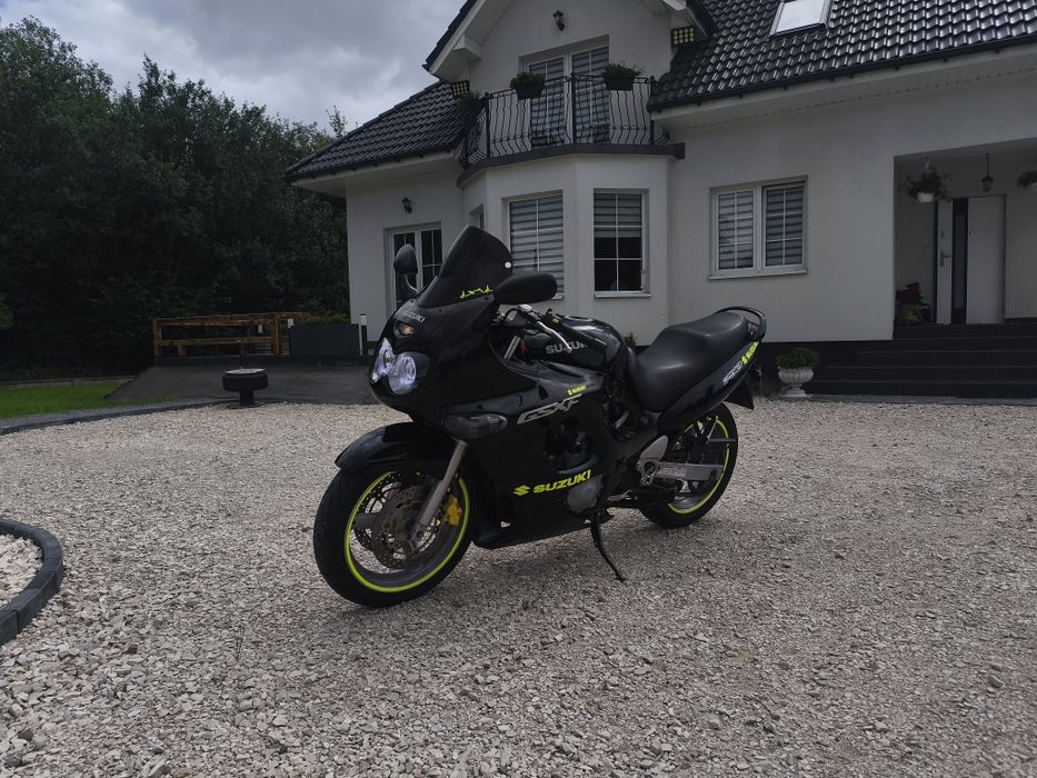 Suzuki Gsx750f...