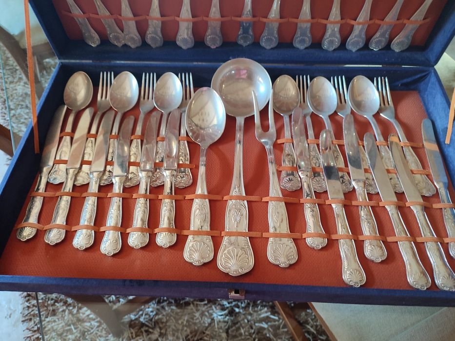 Faqueiro Banhado a prata