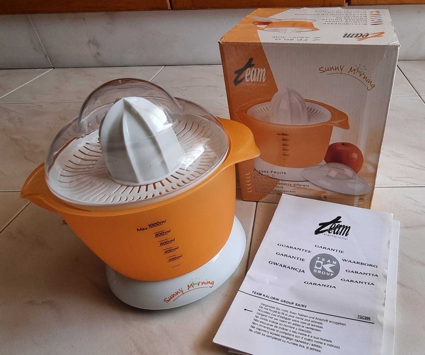 Espremedor de citrinos EAM