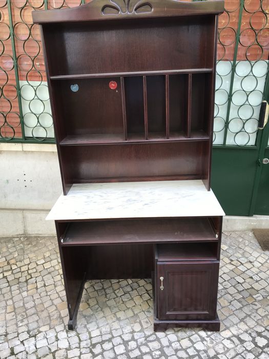 2 Escrevaninha com pedra mormore