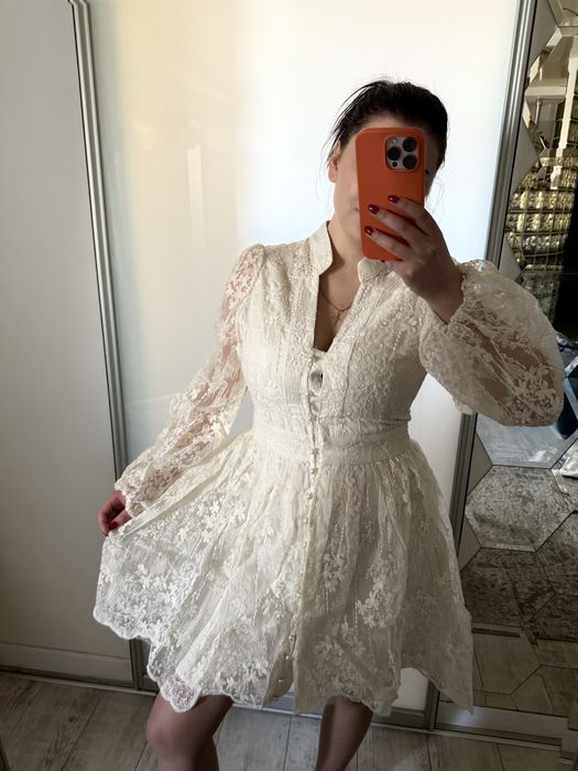 Сукня на хрестини на хрещення бежевого кольору