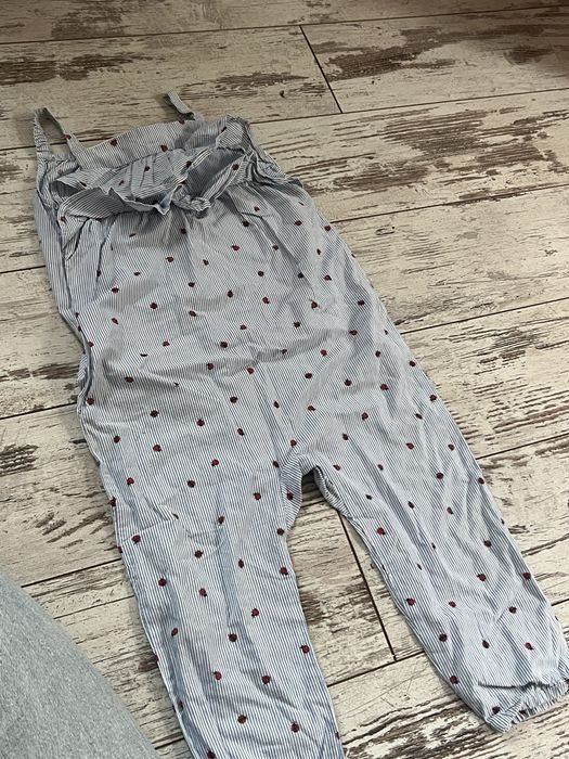 Продам вещи на девочку zara