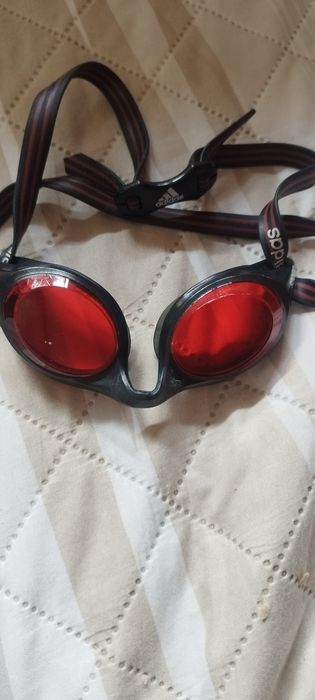 Óculos de piscina