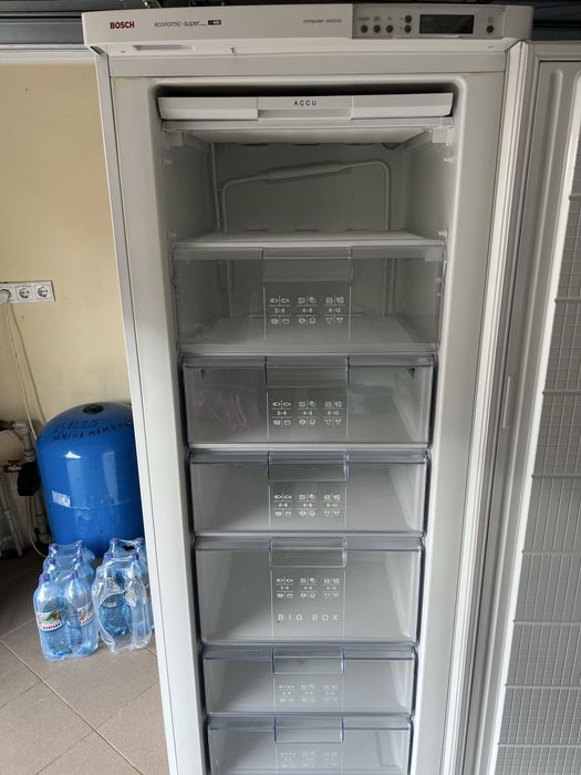 Продам морозильну камеру