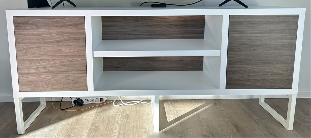 Móvel TV / Aparador 180 cm – Design Moderno – Branco e Nogueira