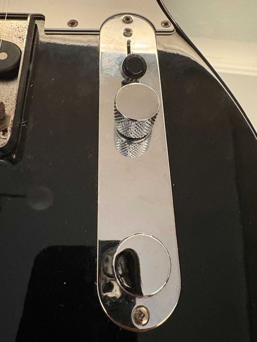 Fender Telecaster Made in Japan 01