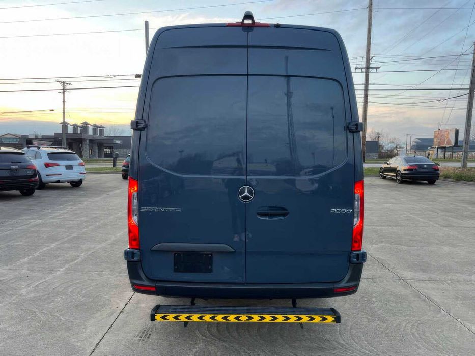 Mercedes-Benz Sprinter      2019
