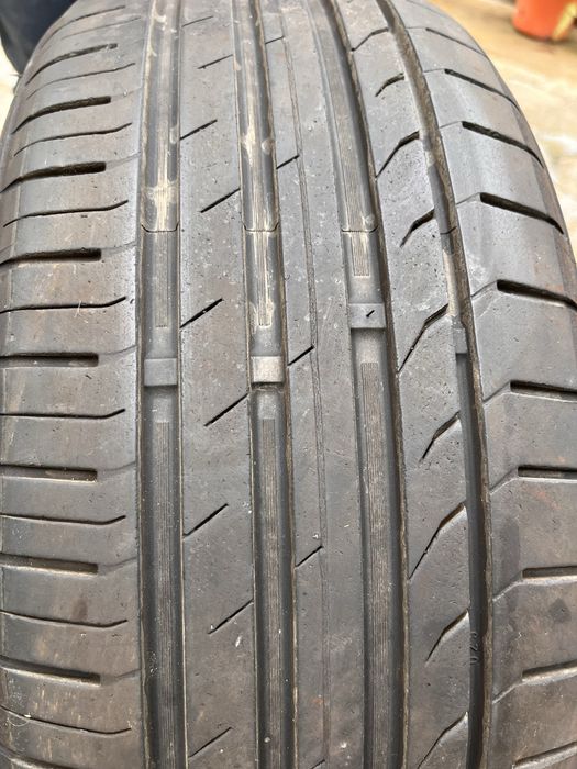 Pneus 225/60 r16