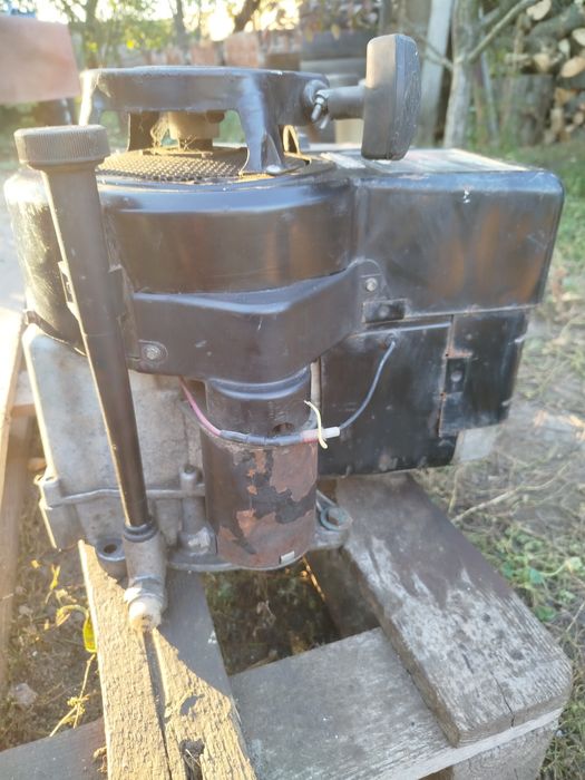 Двигун Briggs Stratton 12,5hp із стартером