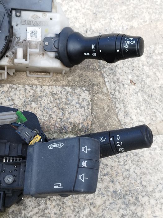 Comutadores de coluna Renault