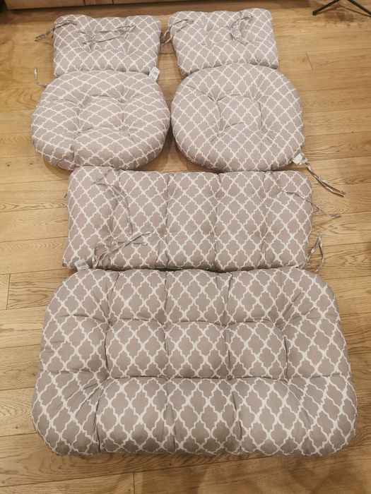 Poduszki do zestawu ogrodowego