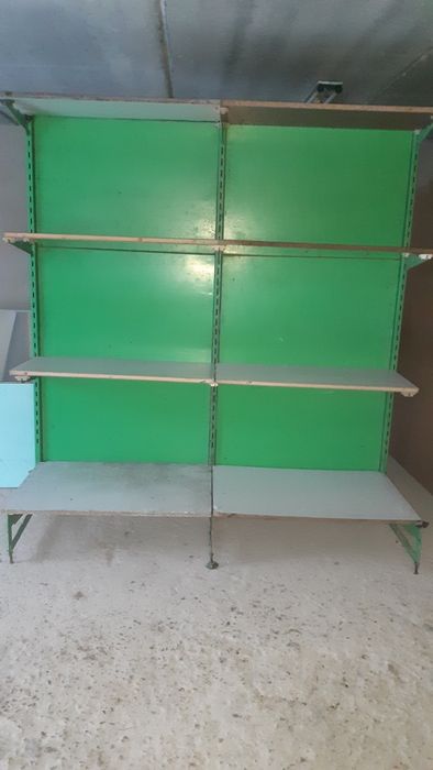 Стелажі металеві