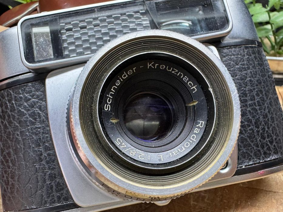 Stary aparat na klisze analogowy Adox Pronto-LK.