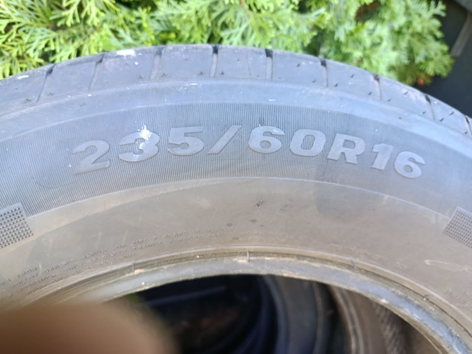 Opony 235 /60/16