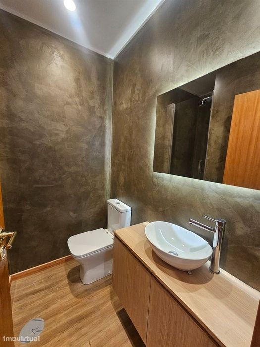 Apartamento T3 Remodelado em Condomínio Fechado | Grijó